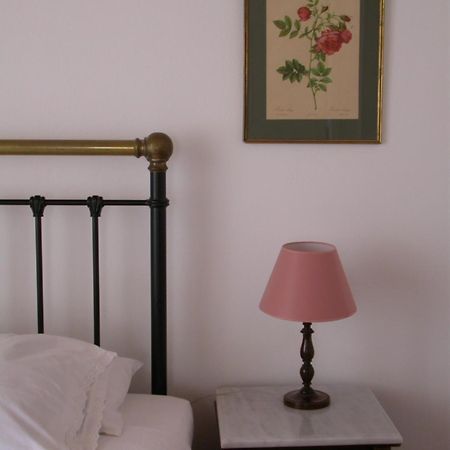 Hotel Archontiko Angelou à Alinda  Extérieur photo