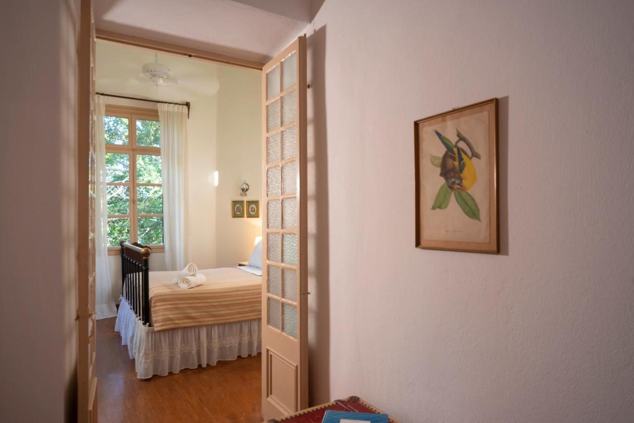 Hotel Archontiko Angelou à Alinda  Extérieur photo