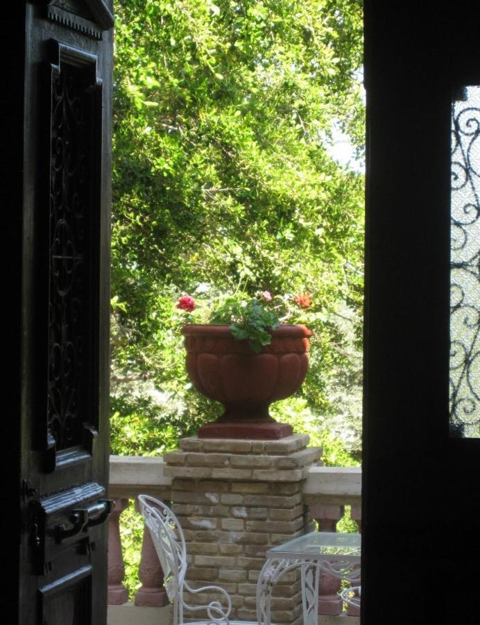 Hotel Archontiko Angelou à Alinda  Extérieur photo